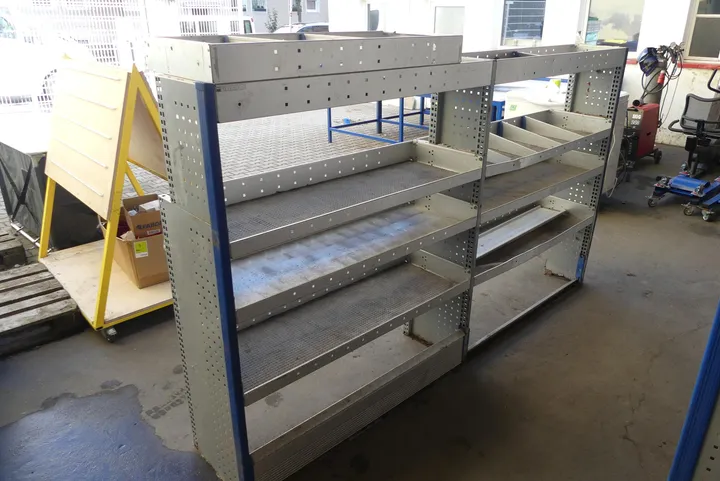 Bott Vario Fahrzeugeinrichtung Maße in cm ca.: 258 x 43 x 152